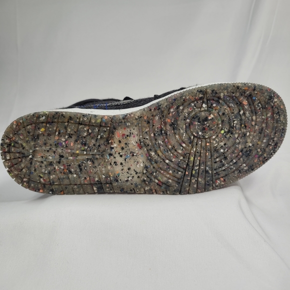 Air Jordan 1 Mid SE GS Crater Black and Blue Sneakers Size 4.5Y - Picture 7 of 9